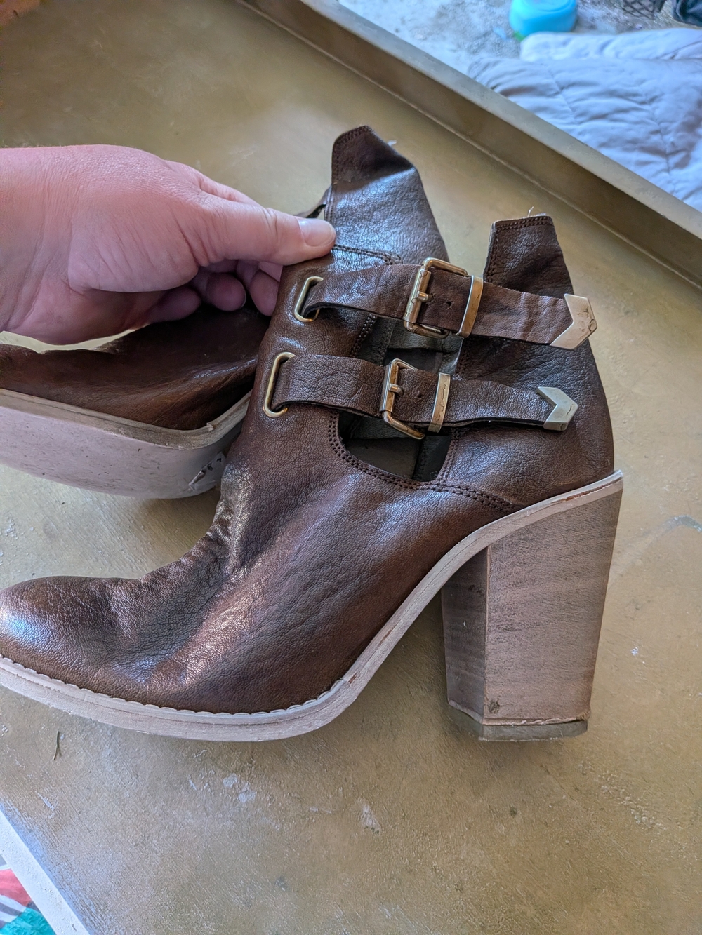 Women’s Brown Buckle Block-Heel Ankle Boots